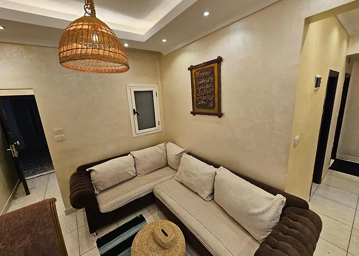 Simple Sea View Apartment - Families Only