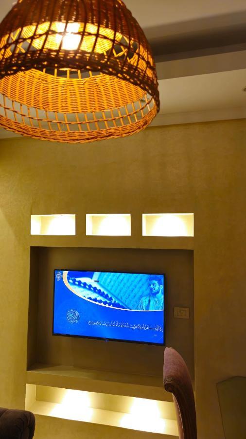 Simple Sea View - Families Only Alexandria