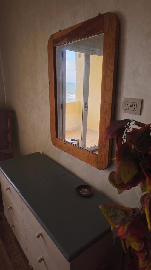 Simple Sea View - Families Only Alexandria