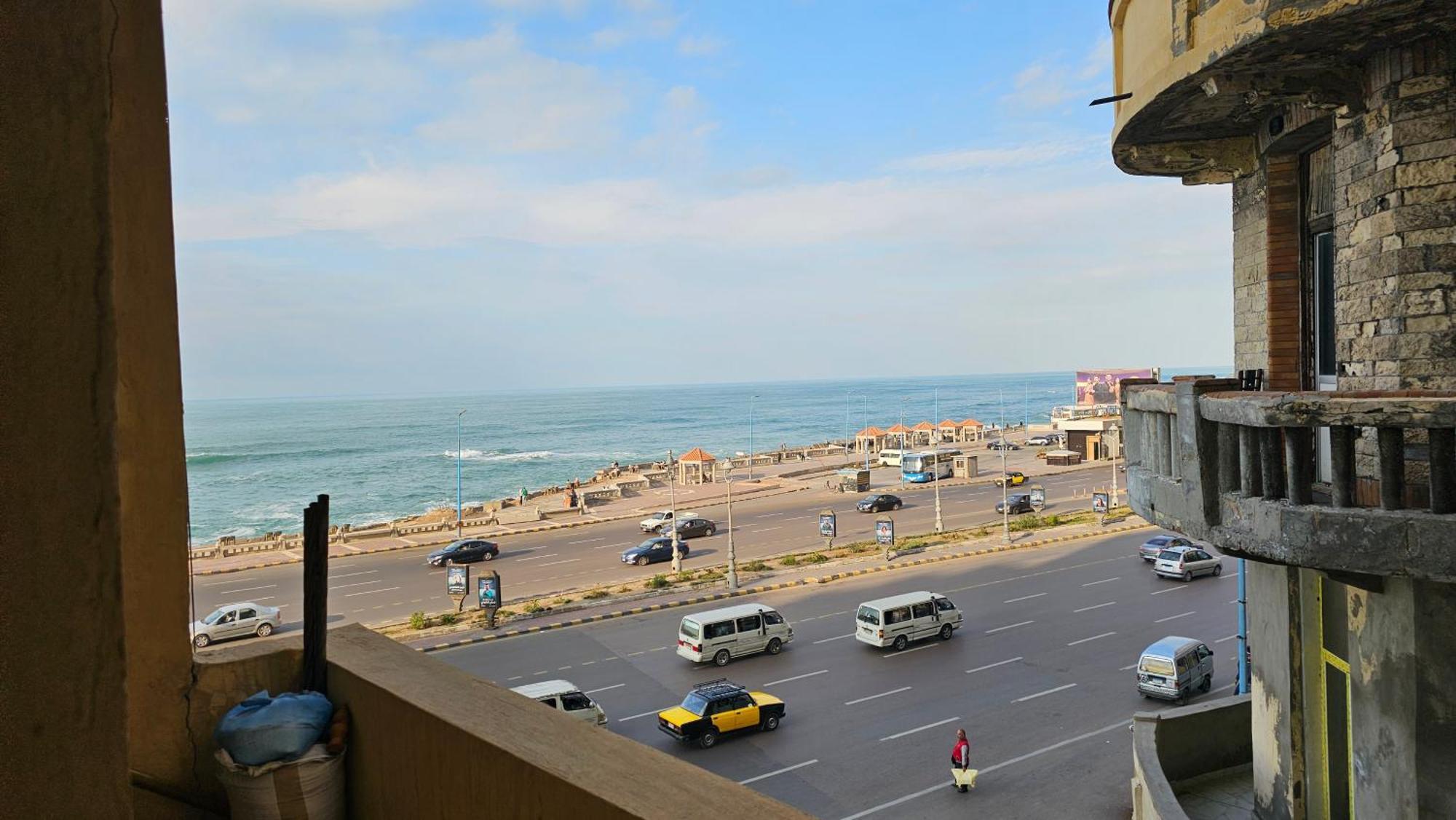 Apartment Simple Sea View - Families Only